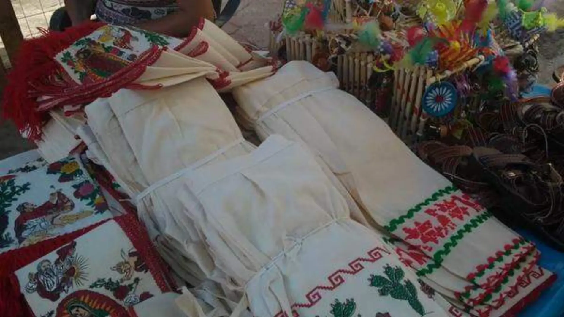 Vestido de inditos